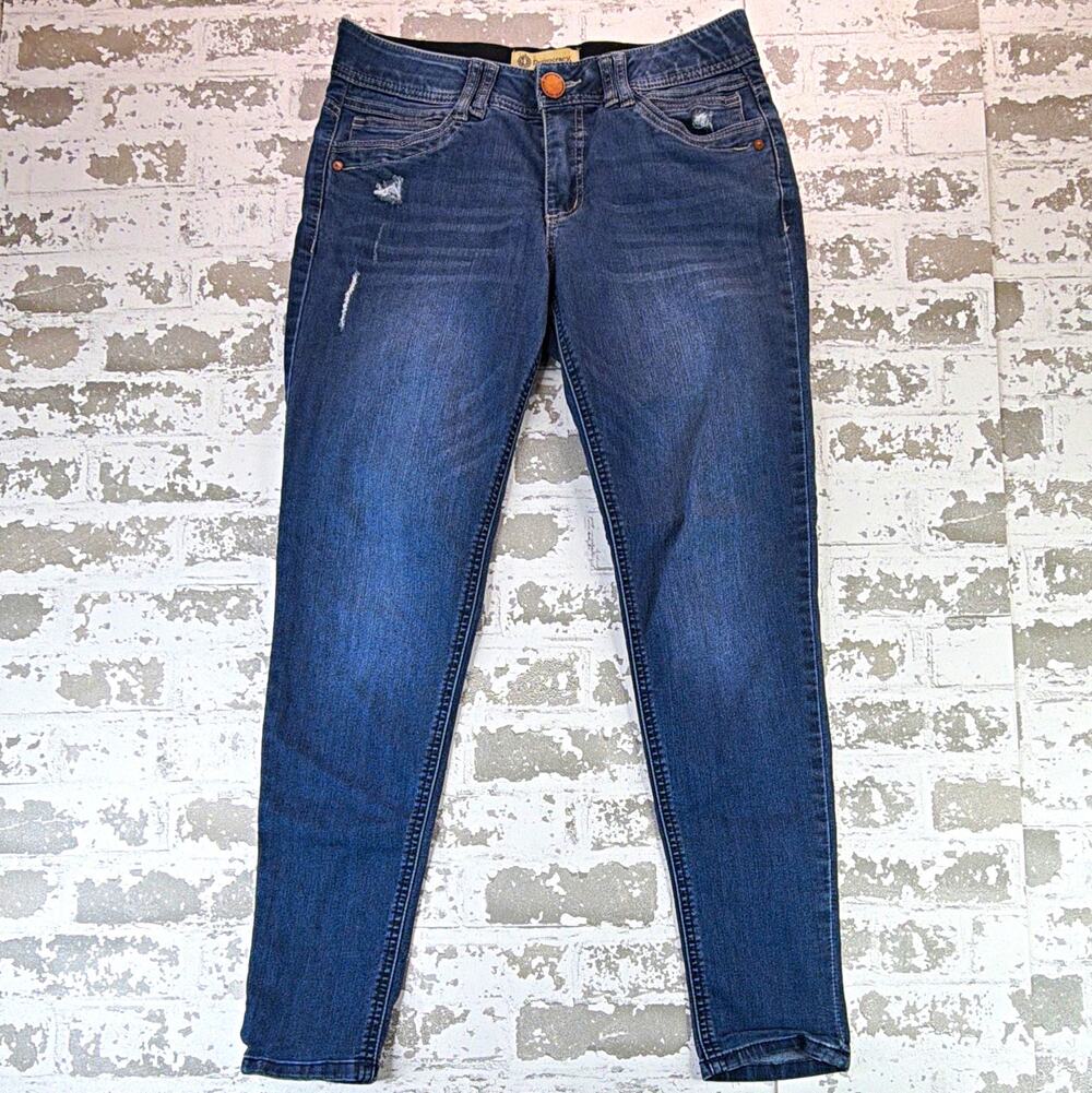 Democracy Women’s Medium Wash Blue AB Technology Mid Rise Skinny Jeans 6